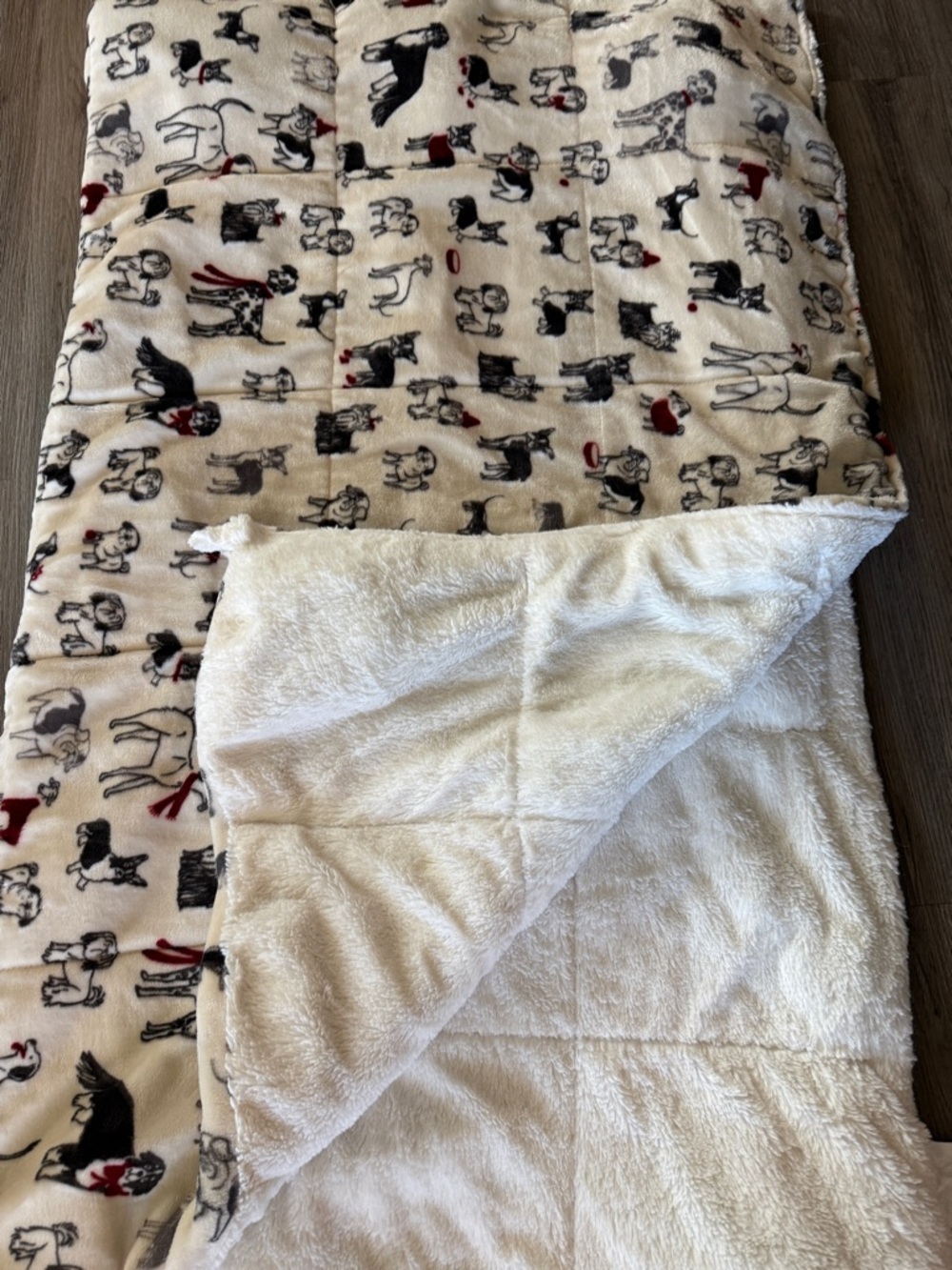 Cuddl Duds Cream and Black Dog Print Plush Throw Blanket with Red Accents